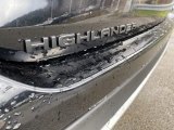 2021 Toyota Highlander XSE AWD Marks and Logos