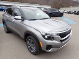 2021 Kia Seltos S AWD Front 3/4 View
