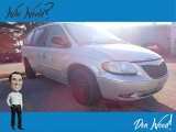 2004 Chrysler Town & Country LX