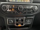 2021 Jeep Wrangler Unlimited Sahara 4x4 Controls