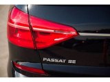 2016 Volkswagen Passat SE Sedan Marks and Logos