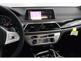 2021 BMW 7 Series 750i xDrive Sedan Controls