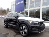 2021 Volvo XC40 T5 Momentum AWD