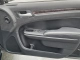 2015 Chrysler 300 C Door Panel