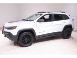 2019 Jeep Cherokee Trailhawk Elite 4x4 Front 3/4 View