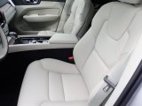 2021 Volvo XC60 T5 AWD Momentum Front Seat