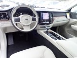 2021 Volvo XC60 T5 AWD Momentum Blonde/Charcoal Interior
