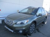 2015 Subaru Outback 3.6R Limited Front 3/4 View