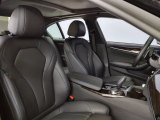 2019 BMW 5 Series 530e iPerformance Sedan Front Seat