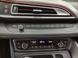 2017 BMW i8  Controls