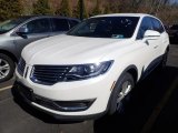 White Platinum Metallic Tri-Coat Lincoln MKX in 2018