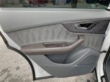 2019 Audi Q8 55 Prestige quattro Door Panel