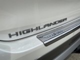 Toyota Highlander 2021 Badges and Logos