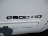 Chevrolet Silverado 2500HD 2013 Badges and Logos