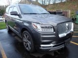 2018 Lincoln Navigator Reserve 4x4 Front 3/4 View