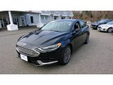 2018 Ford Fusion SE AWD Front 3/4 View