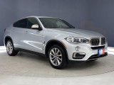 2019 BMW X6 sDrive35i Front 3/4 View