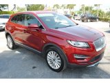 2019 Lincoln MKC FWD Front 3/4 View