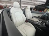 2014 Audi R8 Spyder V8 Front Seat
