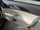 2020 Lincoln MKZ Reserve Door Panel