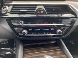 2021 BMW 5 Series M550i xDrive Sedan Controls