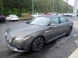 2017 Lincoln Continental Reserve AWD Front 3/4 View