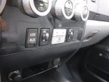 2013 Toyota Sequoia Limited 4WD Controls