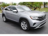 2020 Volkswagen Atlas Cross Sport SEL 4Motion Front 3/4 View