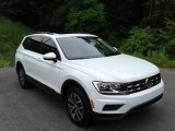 2019 Volkswagen Tiguan SE Front 3/4 View