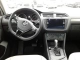 2019 Volkswagen Tiguan SE Dashboard