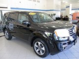 2015 Honda Pilot SE 4WD Front 3/4 View