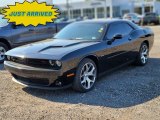 2016 Pitch Black Dodge Challenger R/T #142006682