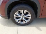 2016 Toyota Highlander LE Wheel