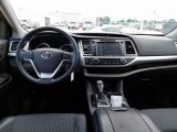 2016 Toyota Highlander LE Dashboard