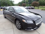 2019 Lincoln Continental AWD Front 3/4 View
