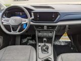 2022 Volkswagen Taos SE Dashboard