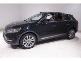 2017 Lincoln MKX Reserve AWD Front 3/4 View