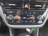 2021 Hyundai Ioniq Hybrid Limited Controls