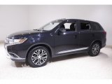 2017 Mitsubishi Outlander SE Front 3/4 View