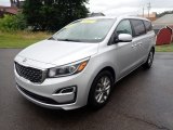 2019 Kia Sedona EX Front 3/4 View