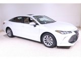 Wind Chill Pearl Toyota Avalon in 2020