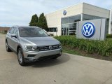 2021 Volkswagen Tiguan SEL 4Motion Front 3/4 View