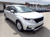 2022 Kia Carnival LX Front 3/4 View
