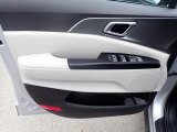 2022 Kia Carnival LX Door Panel