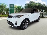 2022 Land Rover Discovery Fuji White