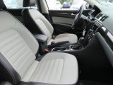 2014 Volkswagen Passat 1.8T Sport Front Seat