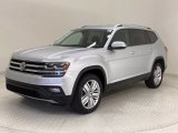2019 Volkswagen Atlas SE Front 3/4 View