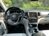 2017 Jeep Grand Cherokee Summit 4x4 Dashboard