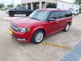2018 Ford Flex SEL Front 3/4 View