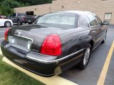 2006 Lincoln Town Car Designer Series Exterior